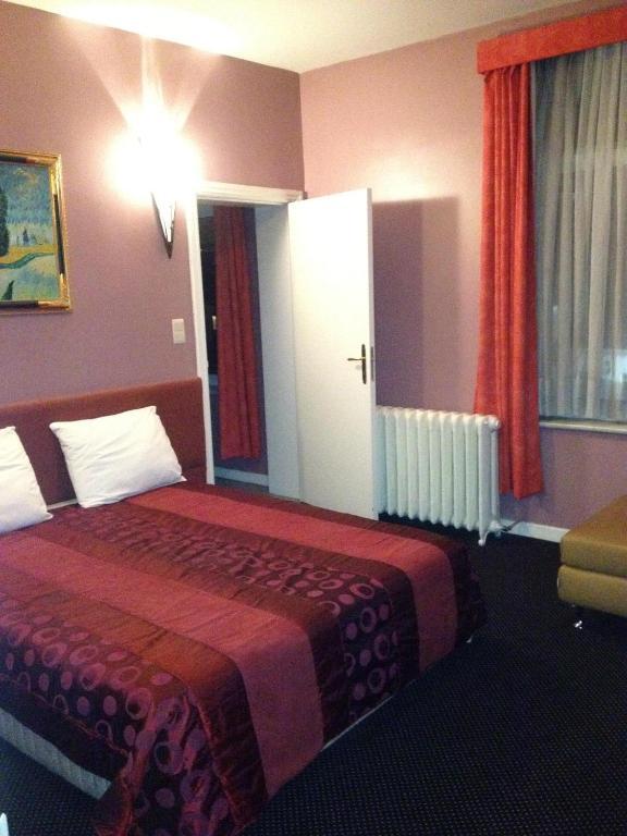 Hotel Stalingrad Brussels Exterior photo